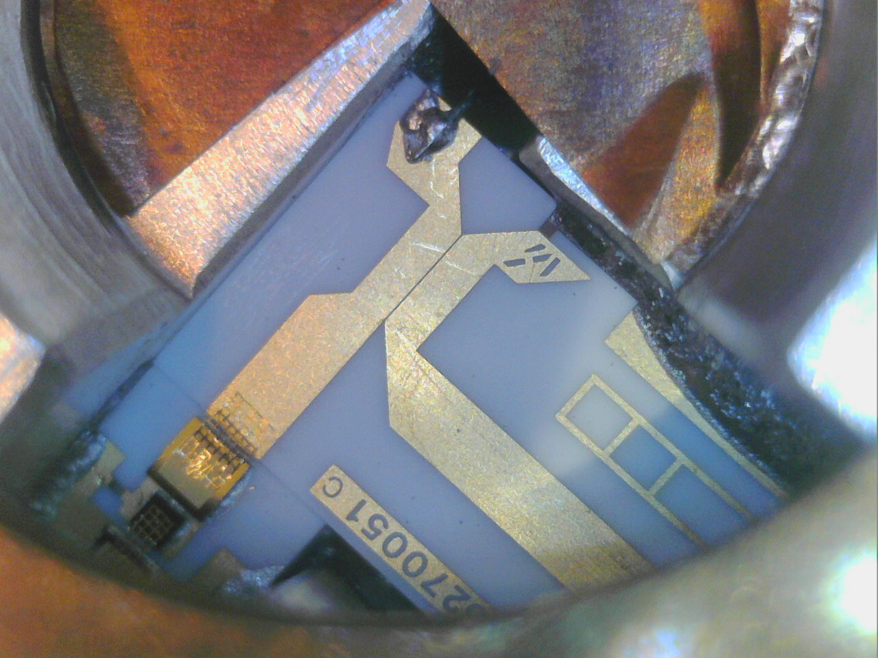 Top view of the YIG filter