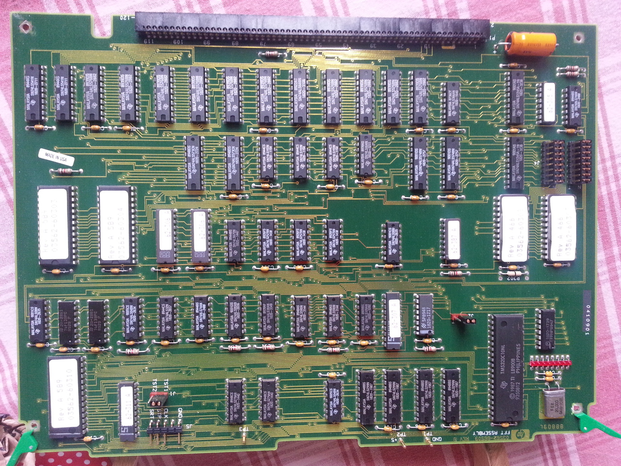 Picture of the A9 FFT board of the HP3562A